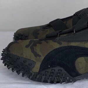 Puma Women’s Mostro Green Camo Sneakers – Size 8.5 – Hook & Loop – Spikes